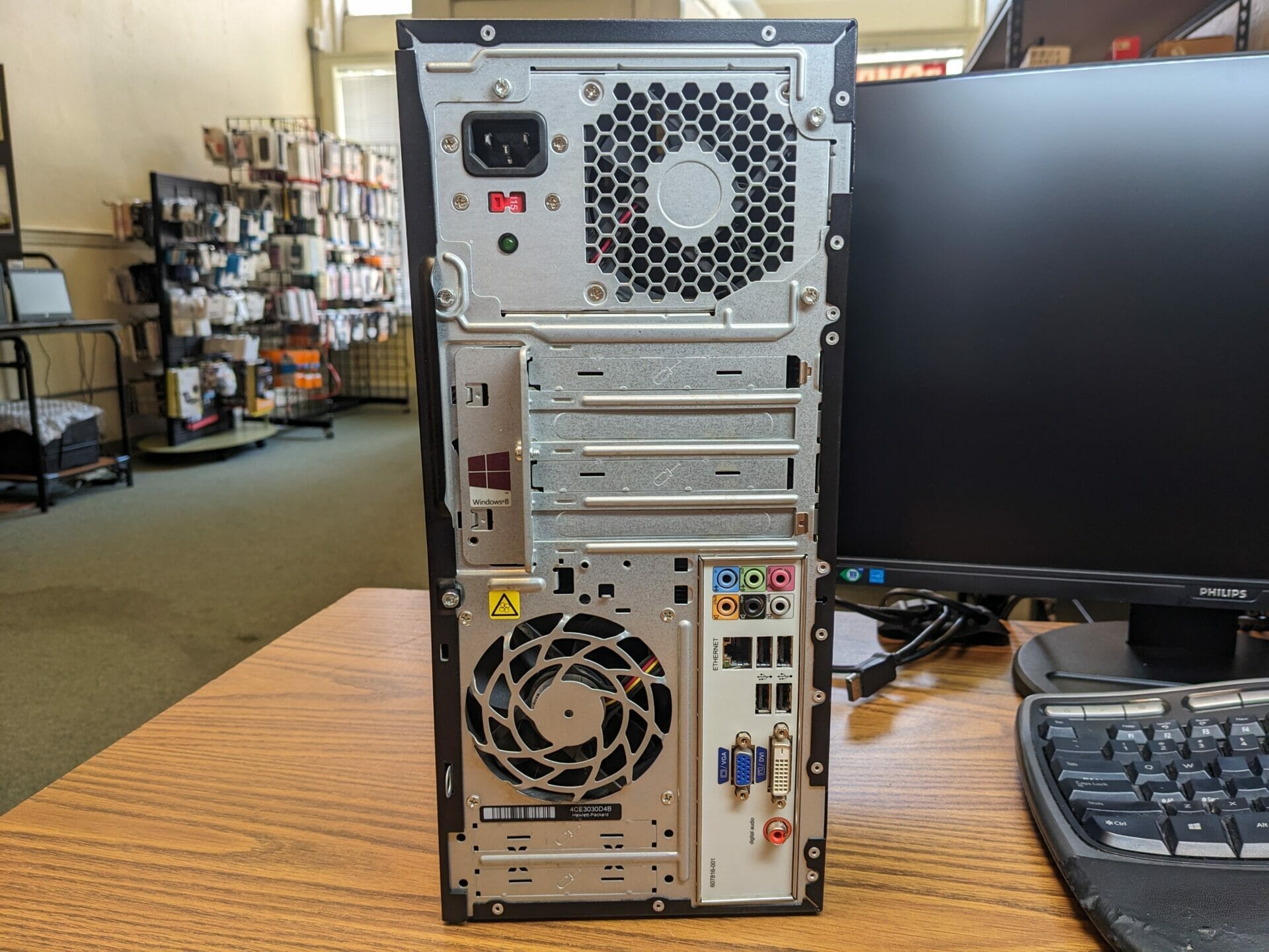 HP Pavilion p7-1534, AMD Phenom II X4 925, 8gb RAM, 120gb HP Pavilion p7-1534, AMD Phenom II X4 925, 8gb RAM, 120gb